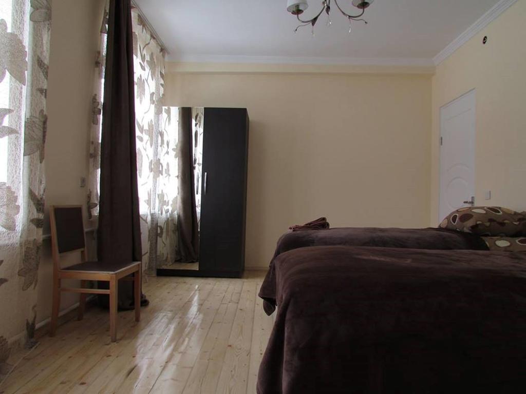 Red Stone Guest House Stepantsminda Room photo